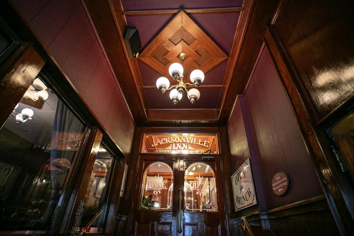 Historic Jacksonville Inn Екстериор снимка